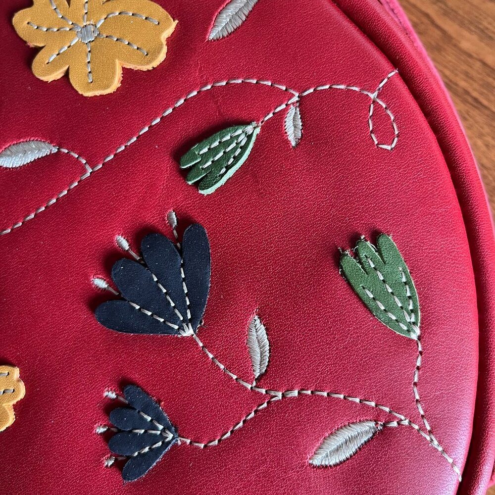 Portland Leather Goods Folklore Ruby large circle crossbody - Picture 14 of 16
